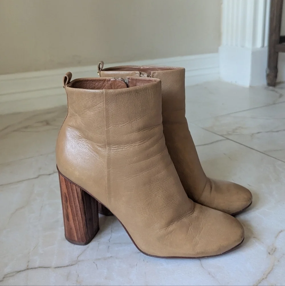 Tory‎ Burch | Raya Sand Leather Ankle Boots